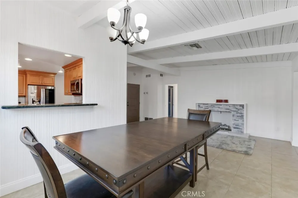 18027 Hatton Street Reseda, CA 91335