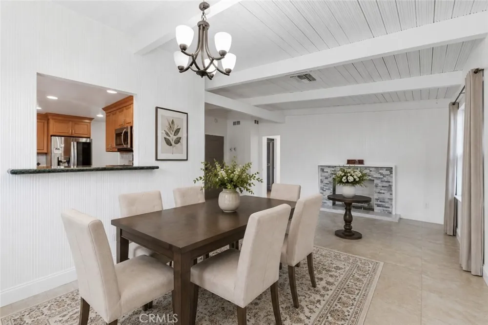 18027 Hatton Street Reseda, CA 91335