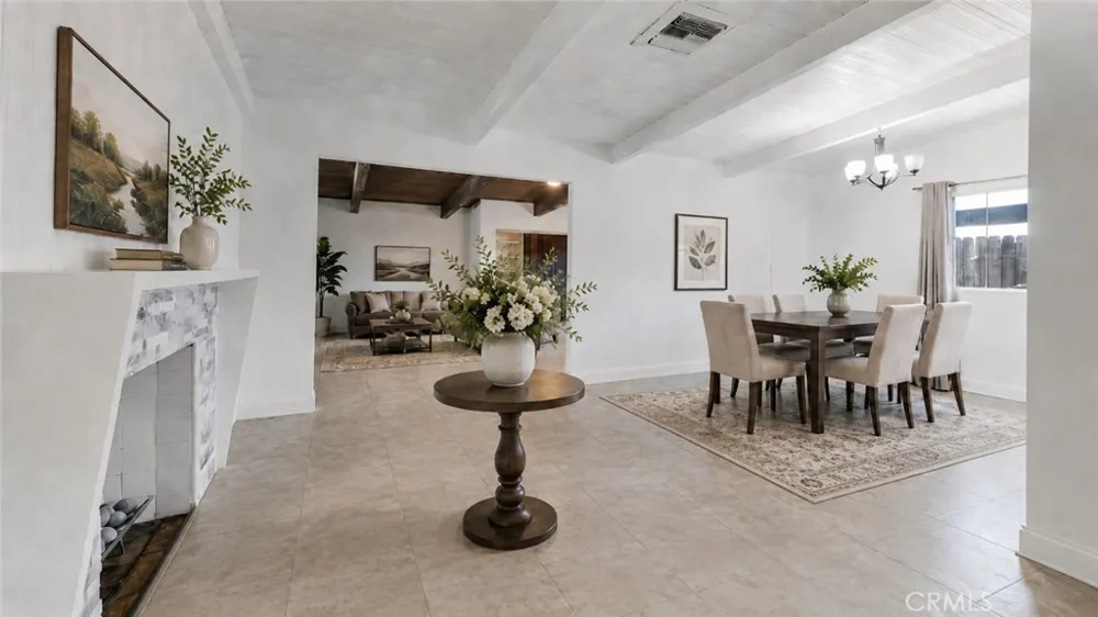 18027 Hatton Street Reseda, CA 91335