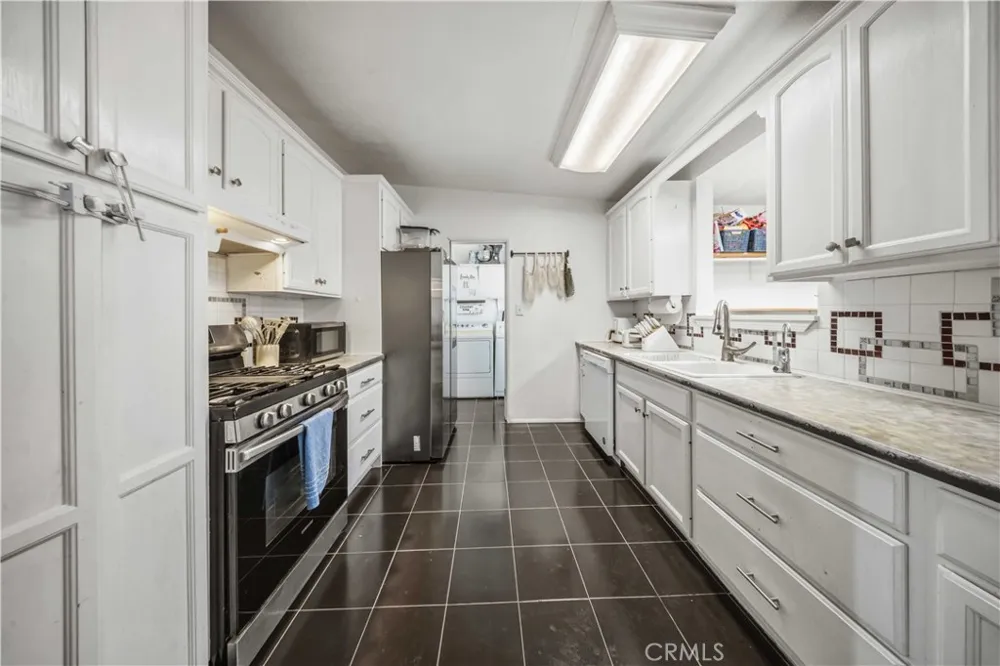 1263 Primrose Ridgecrest, CA 93555