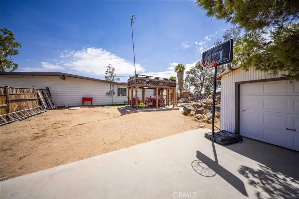 1263 Primrose Ridgecrest, CA 93555