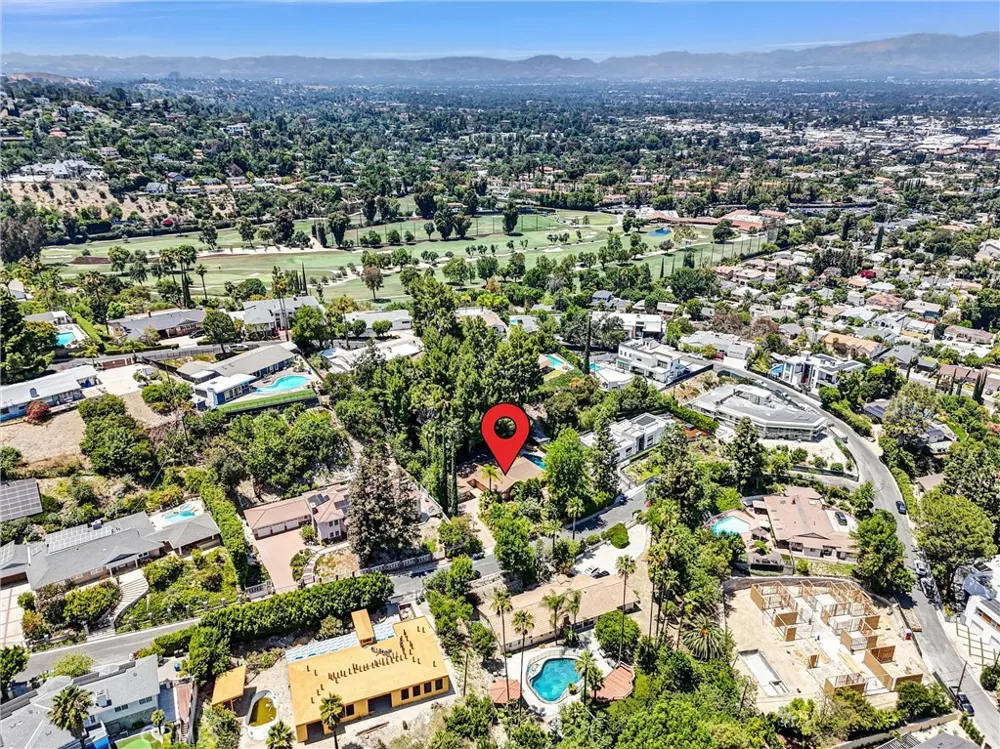 4723 Dunas Lane Tarzana, CA 91356