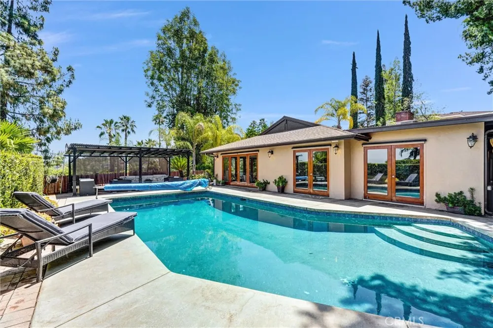 4723 Dunas Lane Tarzana, CA 91356