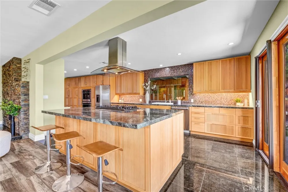4723 Dunas Lane Tarzana, CA 91356
