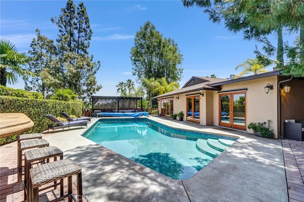 4723 Dunas Lane Tarzana, CA 91356