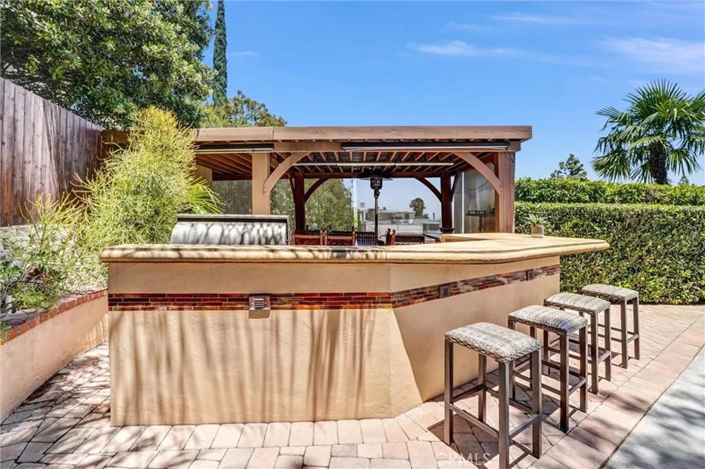 4723 Dunas Lane Tarzana, CA 91356