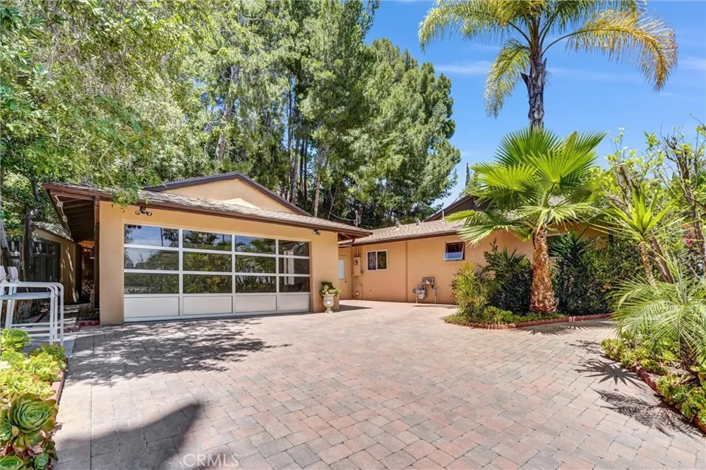 4723 Dunas Lane Tarzana, CA 91356