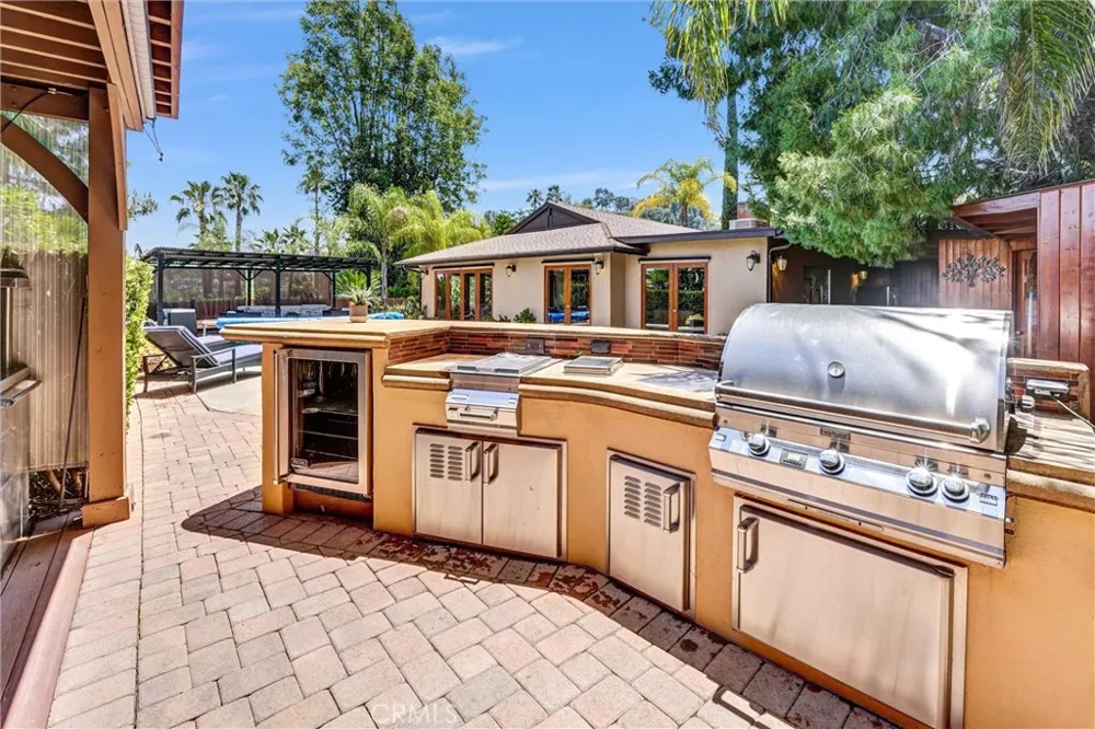 4723 Dunas Lane Tarzana, CA 91356
