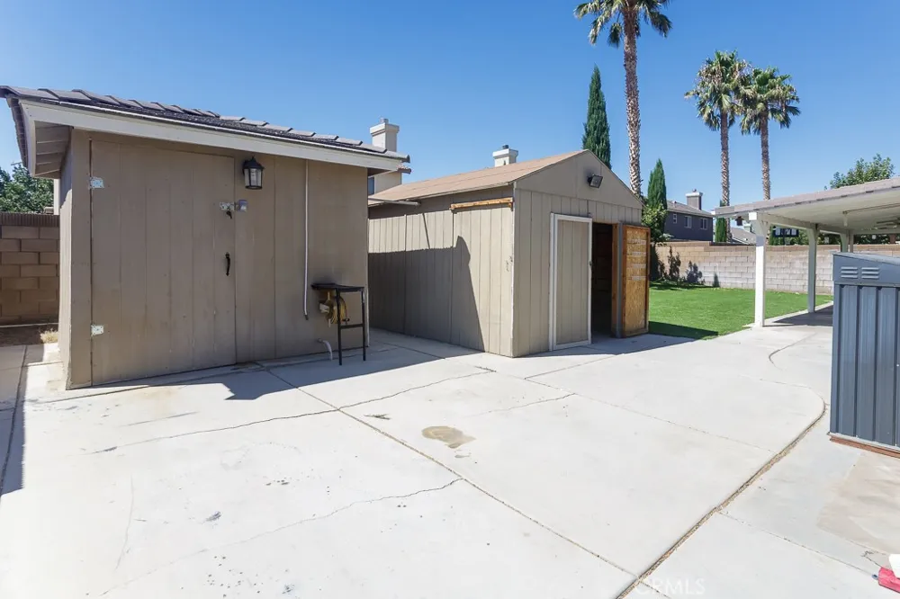 4626 Jade Court Lancaster, CA 93536