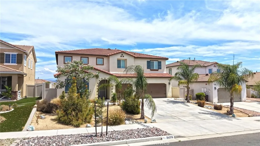 34376 Prairie Creek Murrieta, CA 92563
