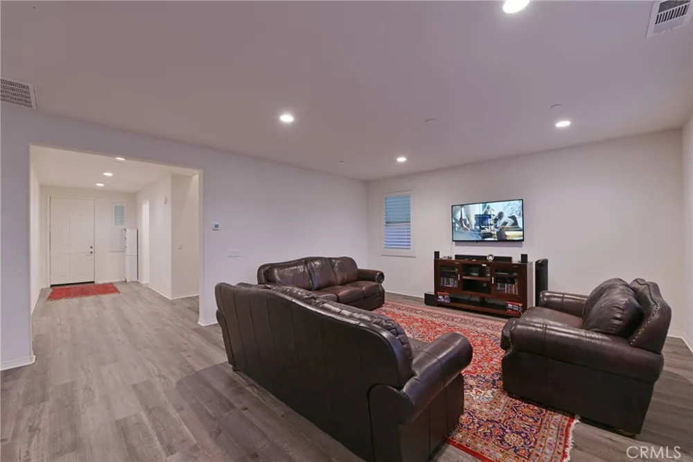 34376 Prairie Creek Murrieta, CA 92563
