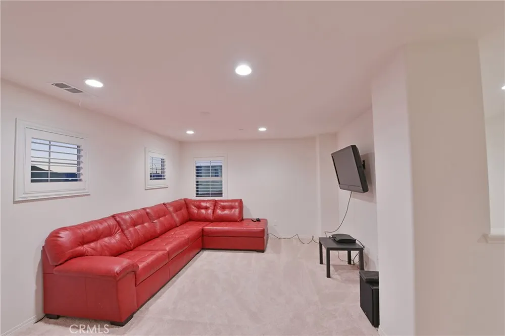 34376 Prairie Creek Murrieta, CA 92563