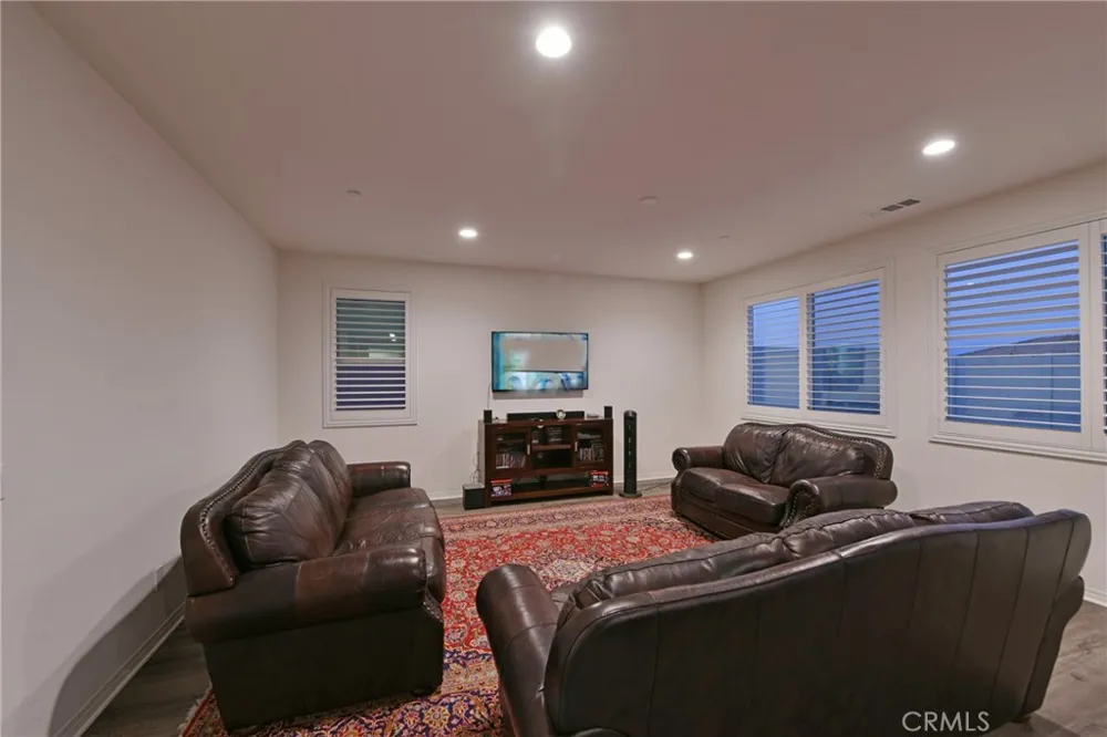 34376 Prairie Creek Murrieta, CA 92563