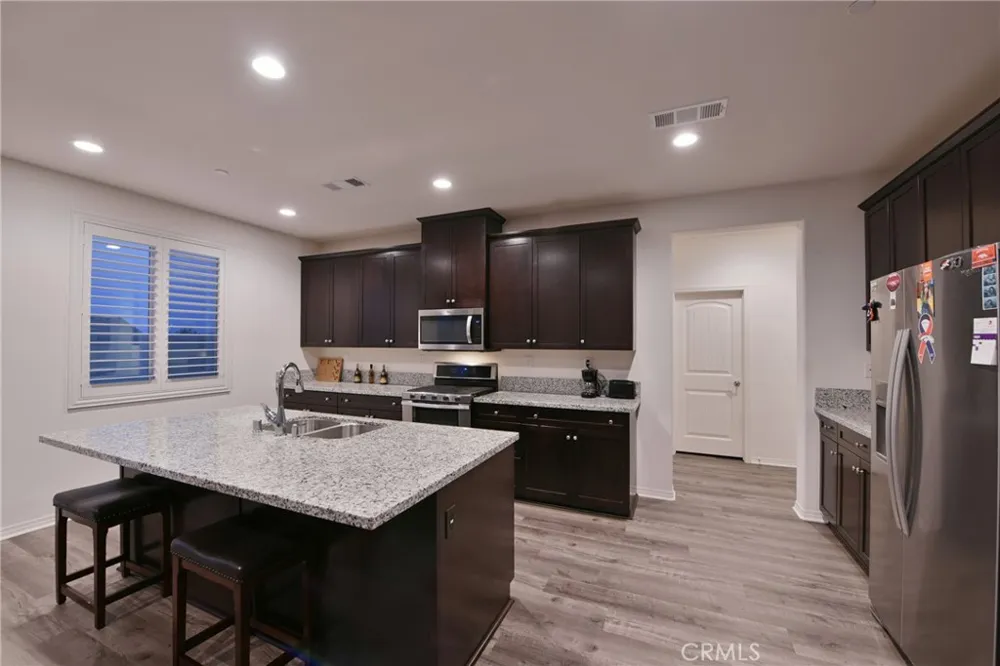 34376 Prairie Creek Murrieta, CA 92563