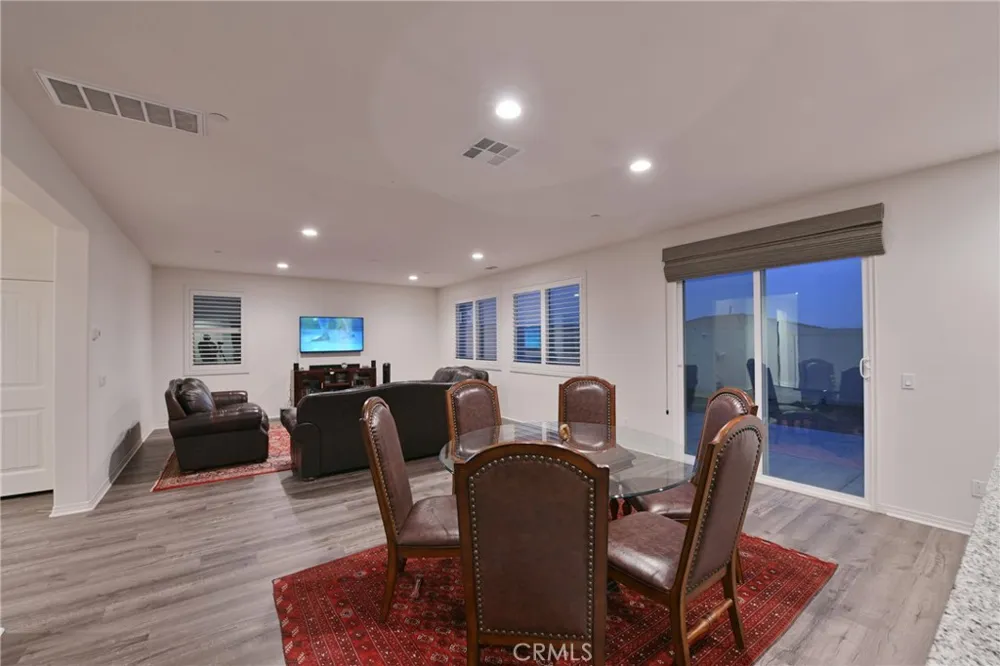 34376 Prairie Creek Murrieta, CA 92563