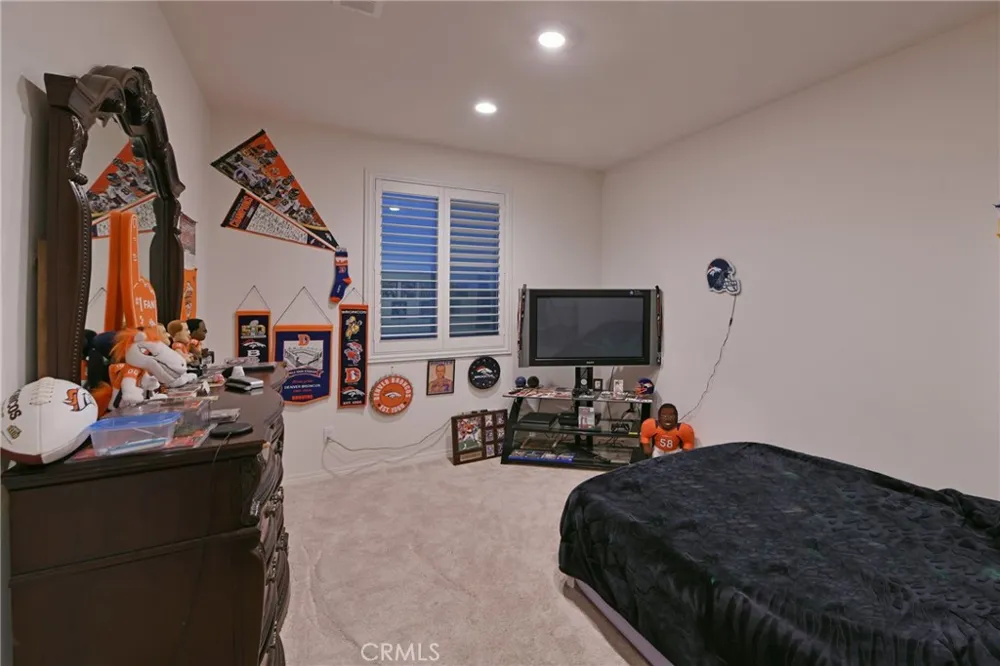 34376 Prairie Creek Murrieta, CA 92563