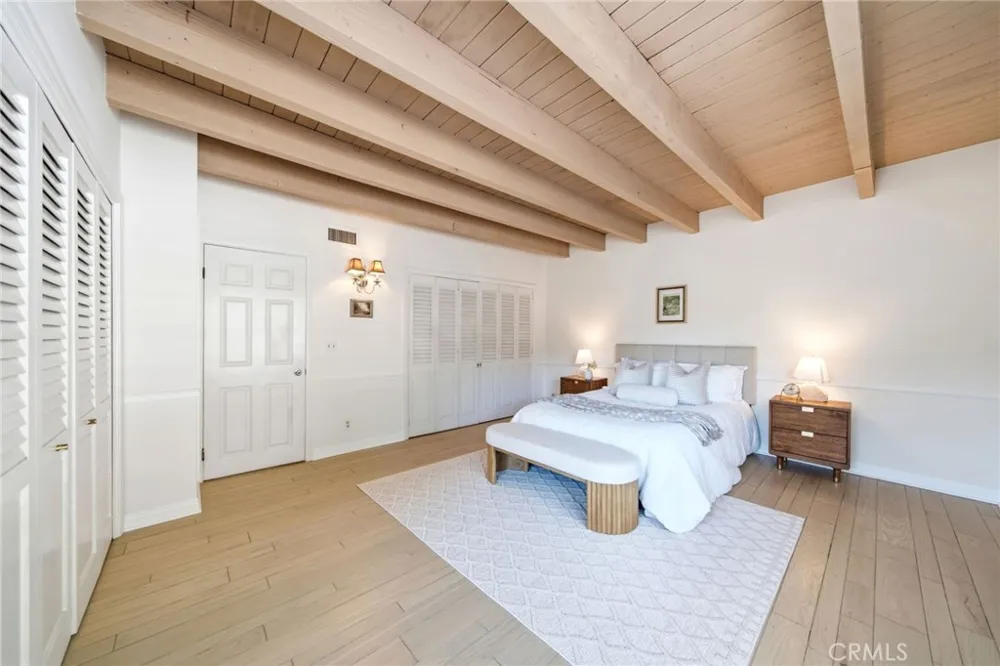 9624 Highland Gorge Drive Beverly Hills, CA 90210