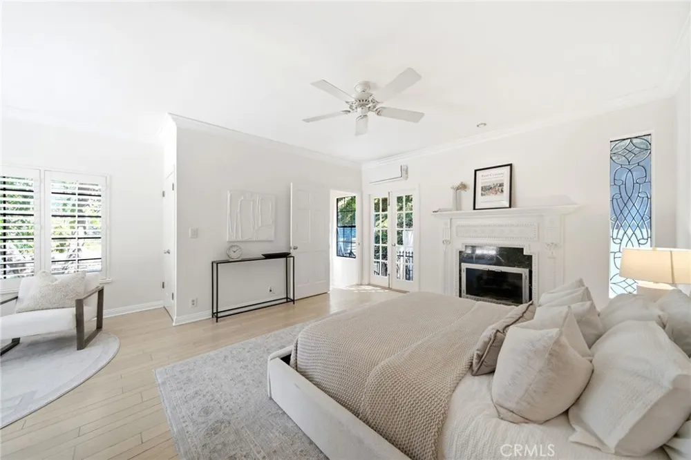 9624 Highland Gorge Drive Beverly Hills, CA 90210
