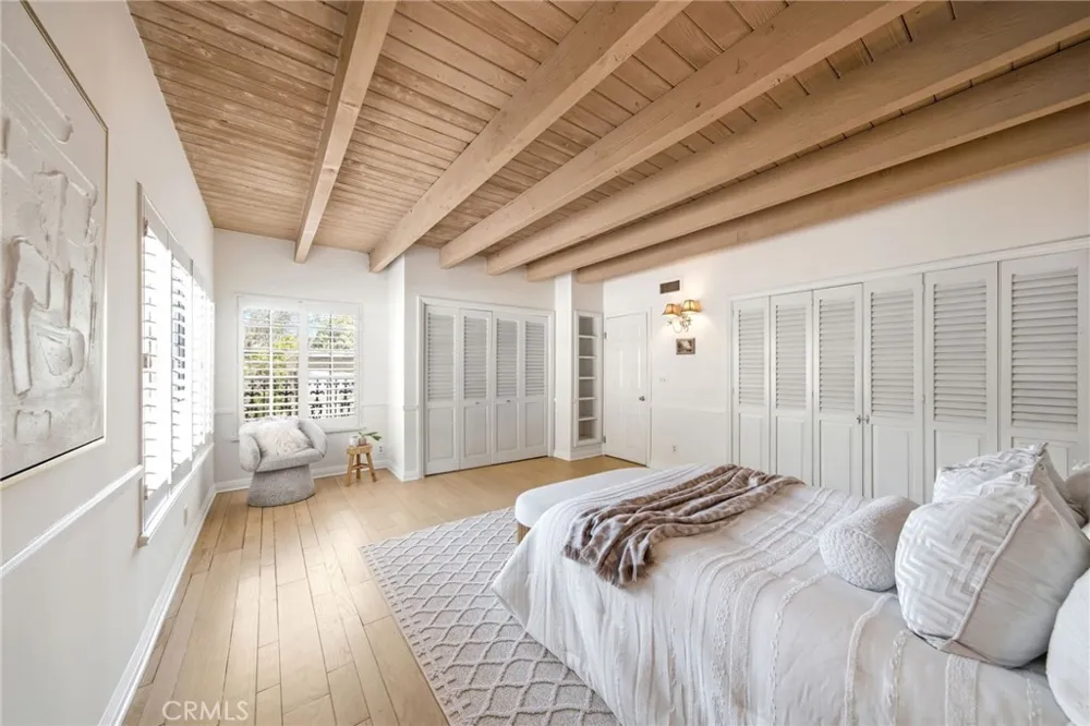 9624 Highland Gorge Drive Beverly Hills, CA 90210