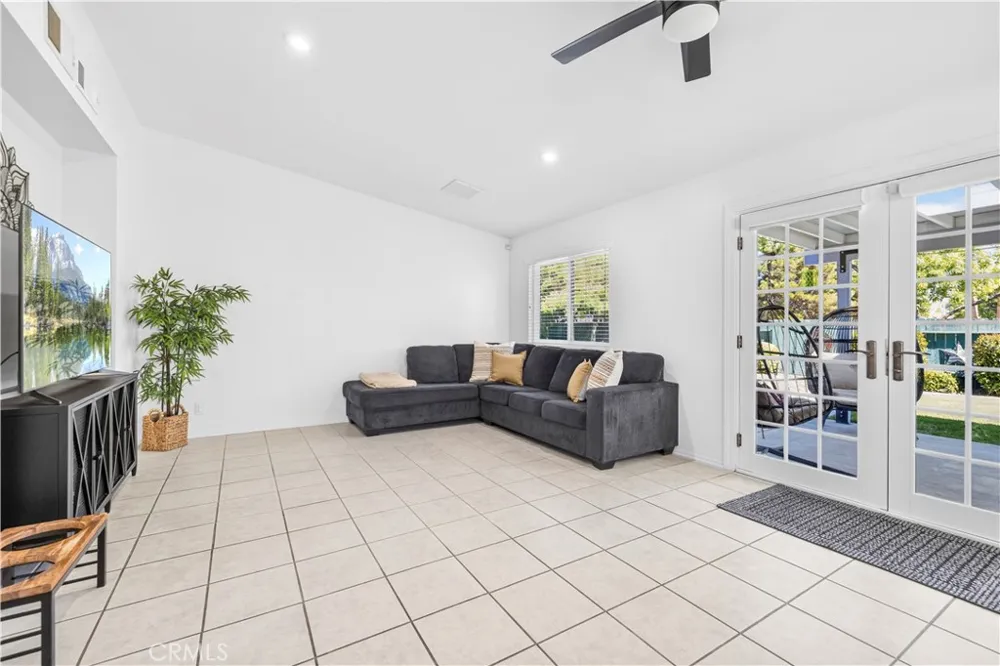 2111 W Avenue K9 Lancaster, CA 93536