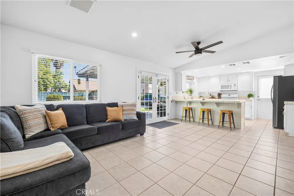 2111 W Avenue K9 Lancaster, CA 93536
