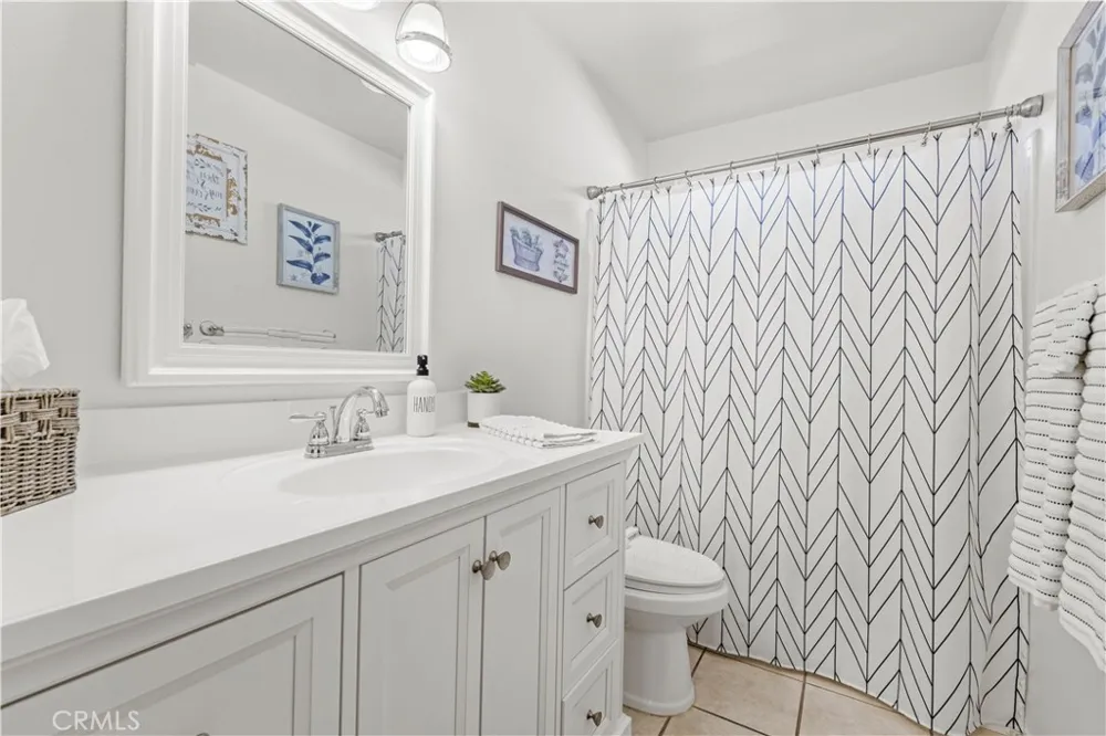 2111 W Avenue K9 Lancaster, CA 93536