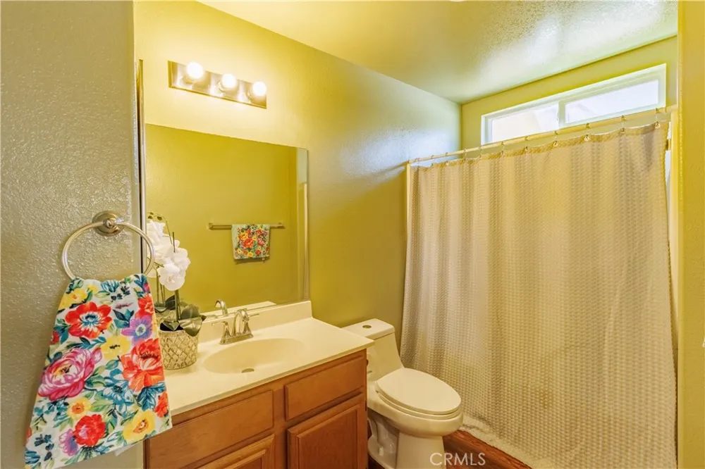 5829 Spice Street Lancaster, CA 93536