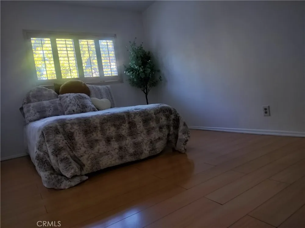 13144 Bromont Sylmar, CA 91342