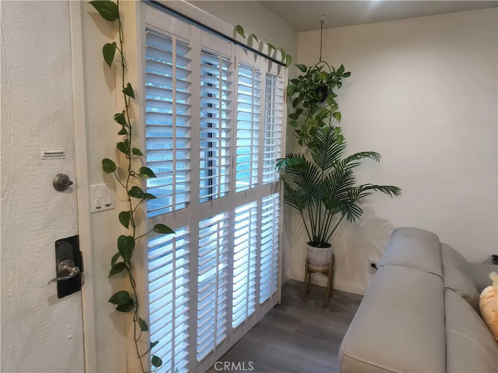 13144 Bromont Sylmar, CA 91342