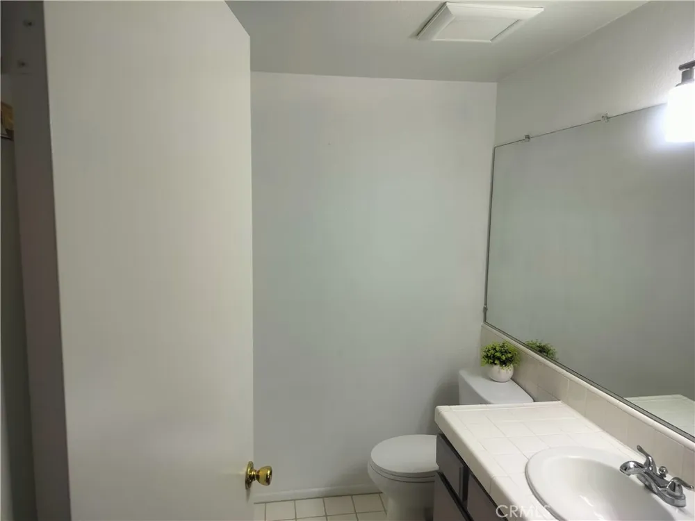 13144 Bromont Sylmar, CA 91342