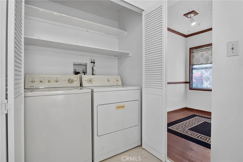 19134 Welby Reseda, CA 91335