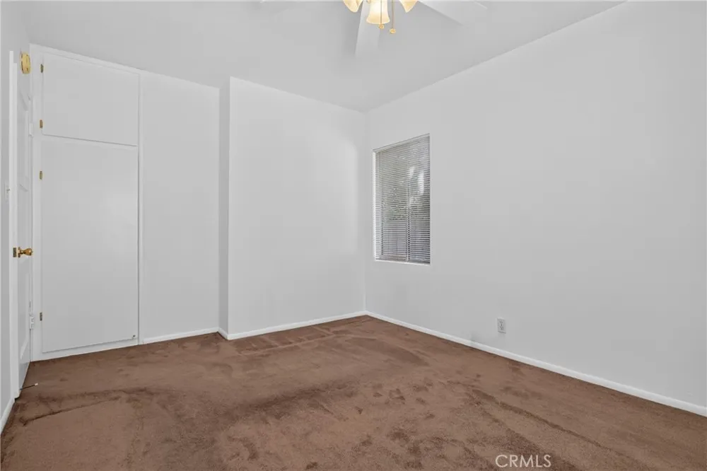 19134 Welby Reseda, CA 91335