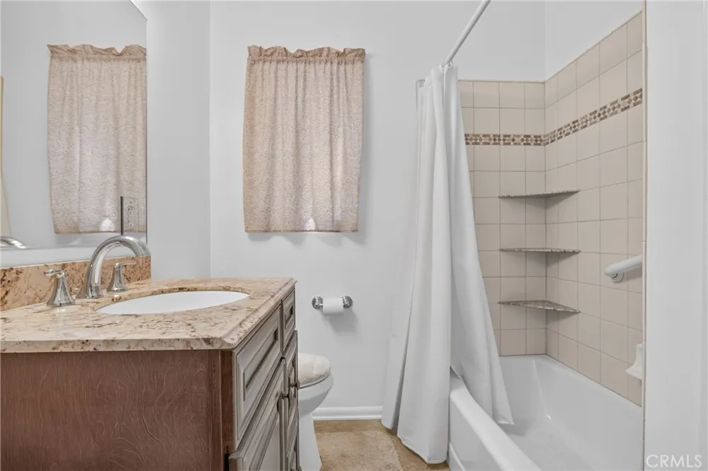 19134 Welby Reseda, CA 91335