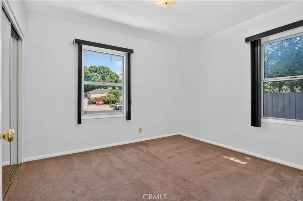 19134 Welby Reseda, CA 91335