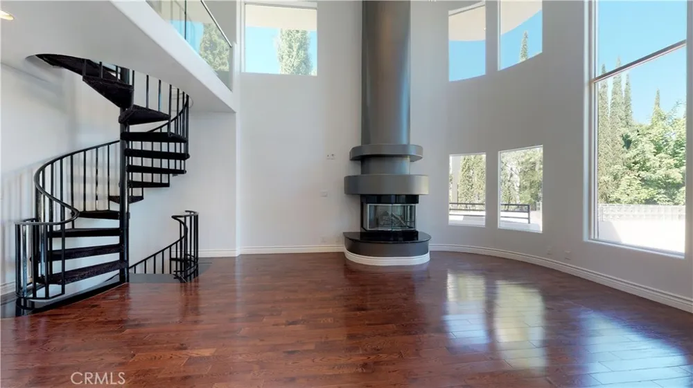 22500 Summit Ridge Chatsworth, CA 91311