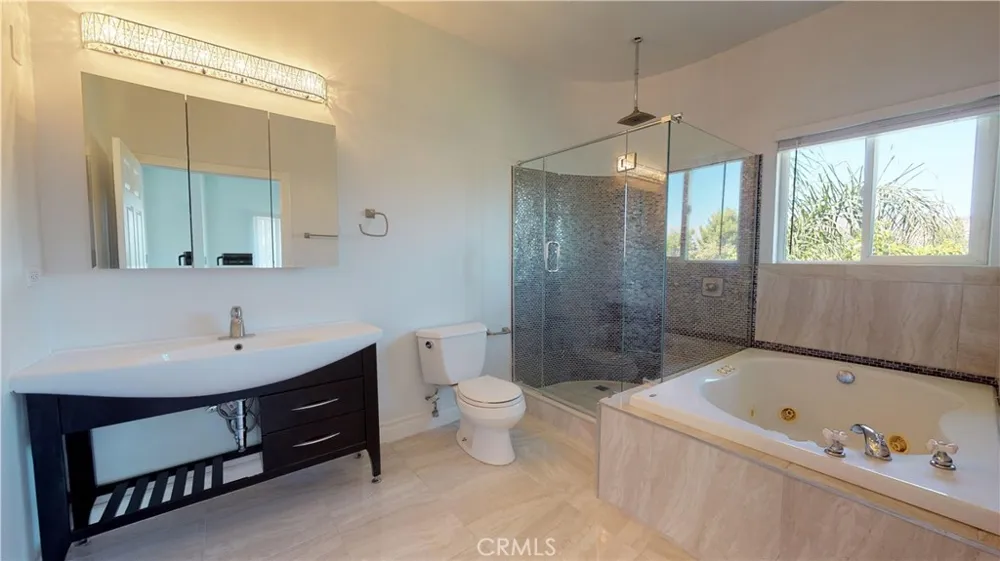 22500 Summit Ridge Chatsworth, CA 91311