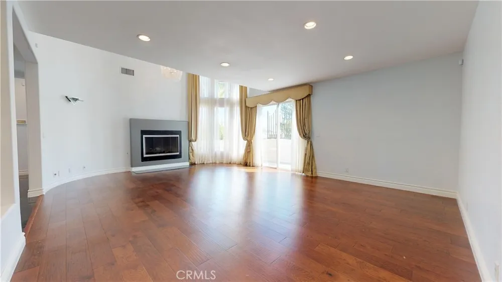 22500 Summit Ridge Chatsworth, CA 91311