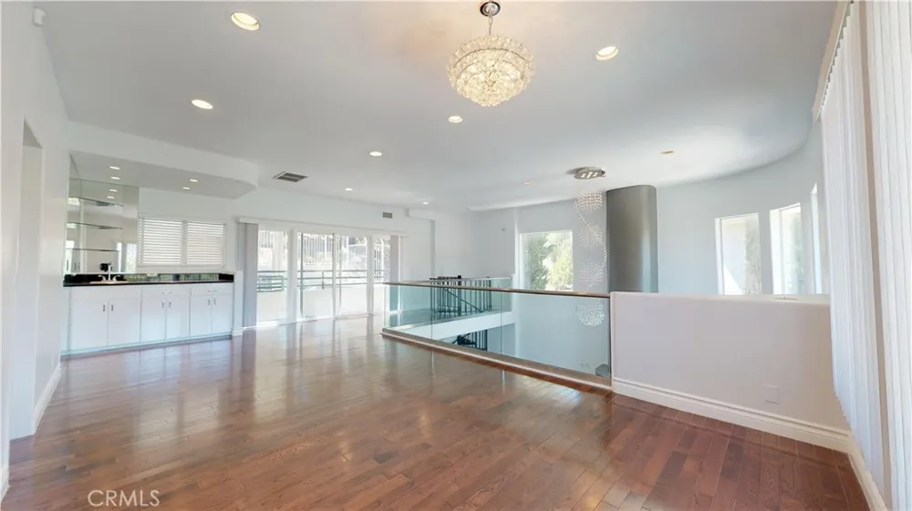 22500 Summit Ridge Chatsworth, CA 91311