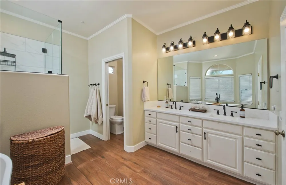 9726 Escondido Canyon Agua Dulce, CA 91390