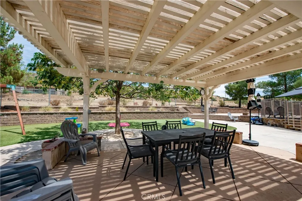 9726 Escondido Canyon Agua Dulce, CA 91390