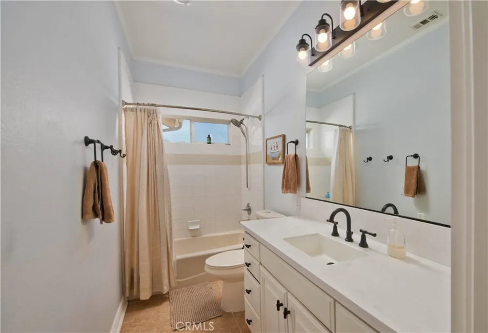 9726 Escondido Canyon Agua Dulce, CA 91390