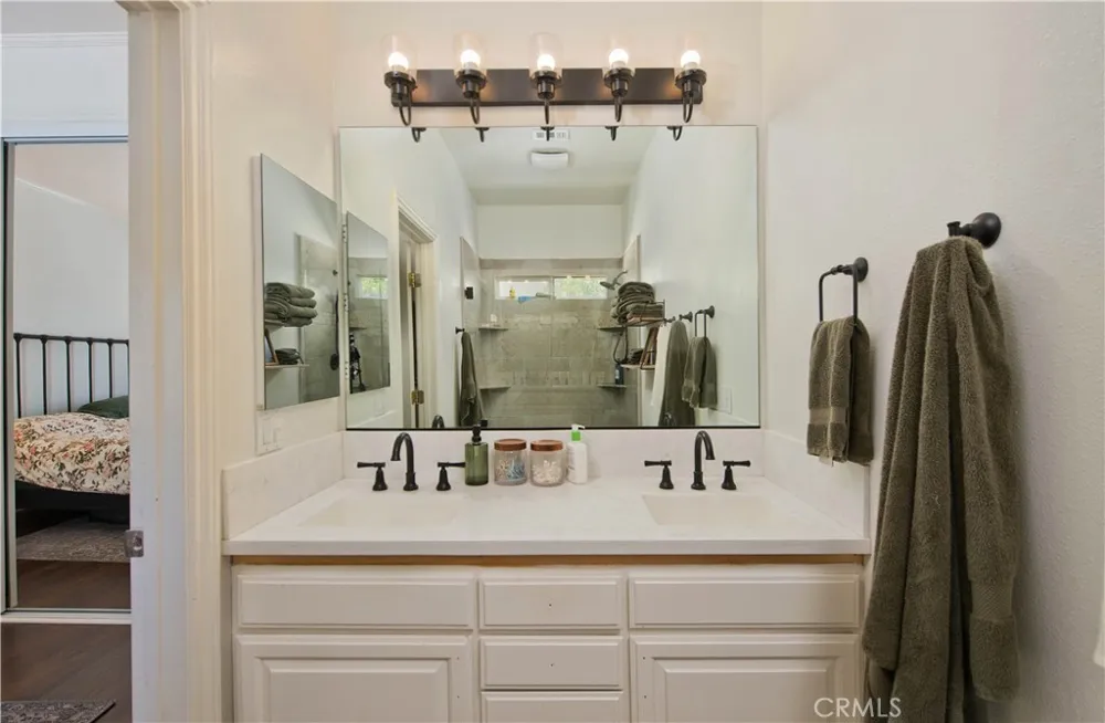 9726 Escondido Canyon Agua Dulce, CA 91390