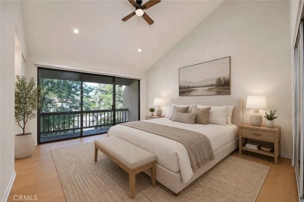 5757 Owensmouth Avenue #20 Woodland Hills, CA 91367
