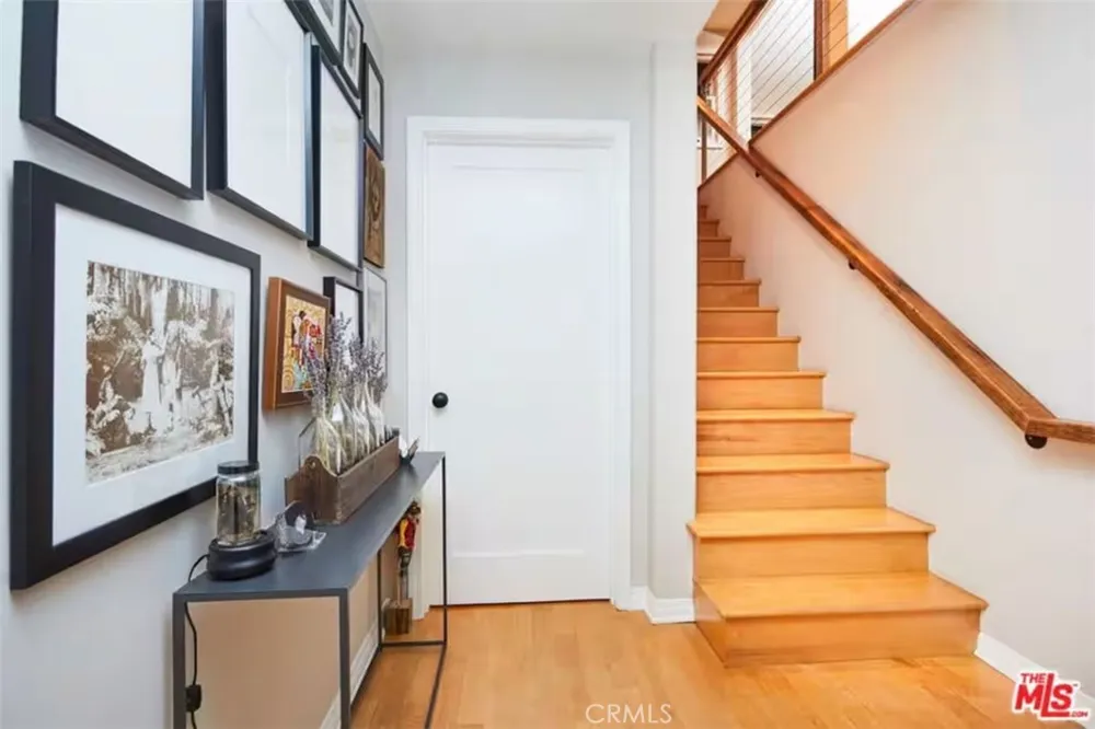 2597 Dearborn Drive Los Angeles, CA 90068