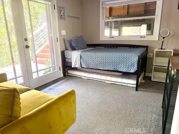 2597 Dearborn Drive Los Angeles, CA 90068