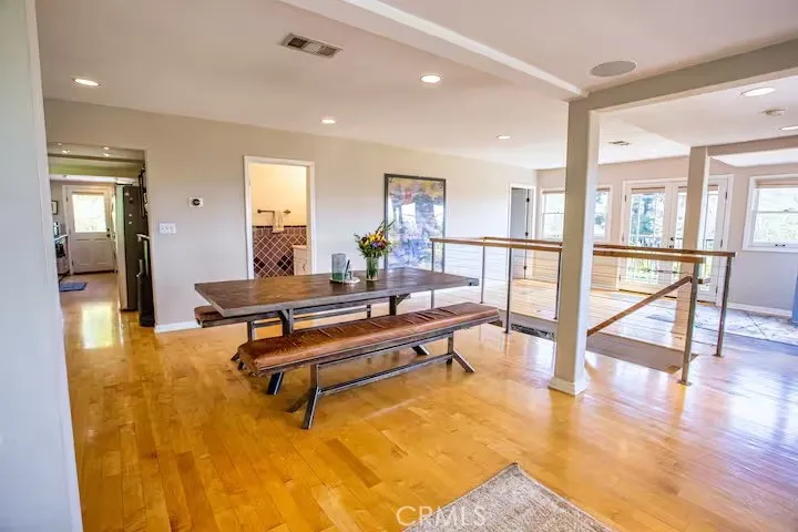 2597 Dearborn Drive Los Angeles, CA 90068