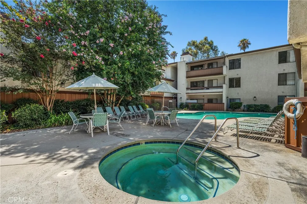 15155 Sherman Way #60 Van Nuys, CA 91405