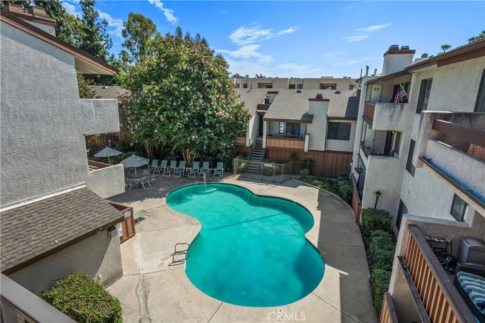 15155 Sherman Way #60 Van Nuys, CA 91405
