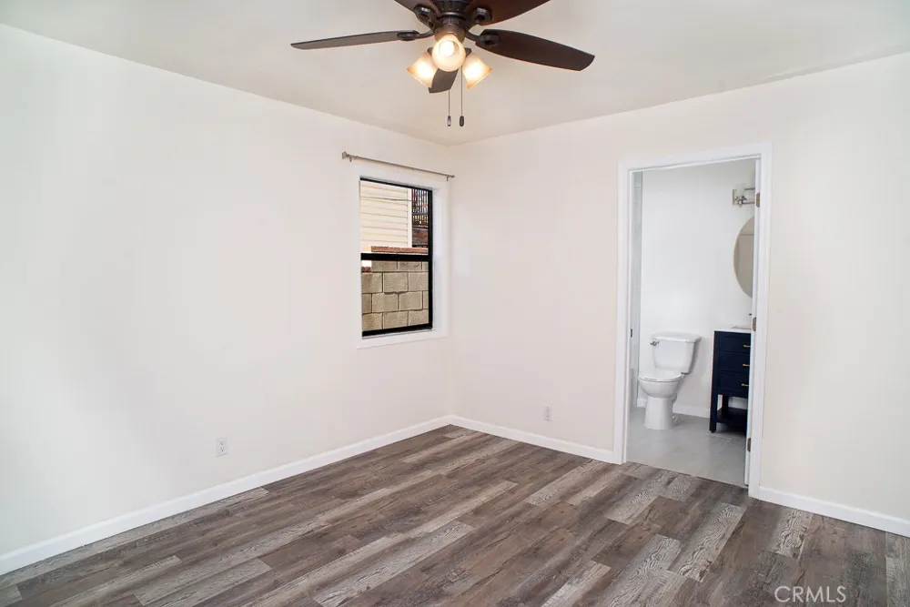 13271 Herron Sylmar, CA 91342