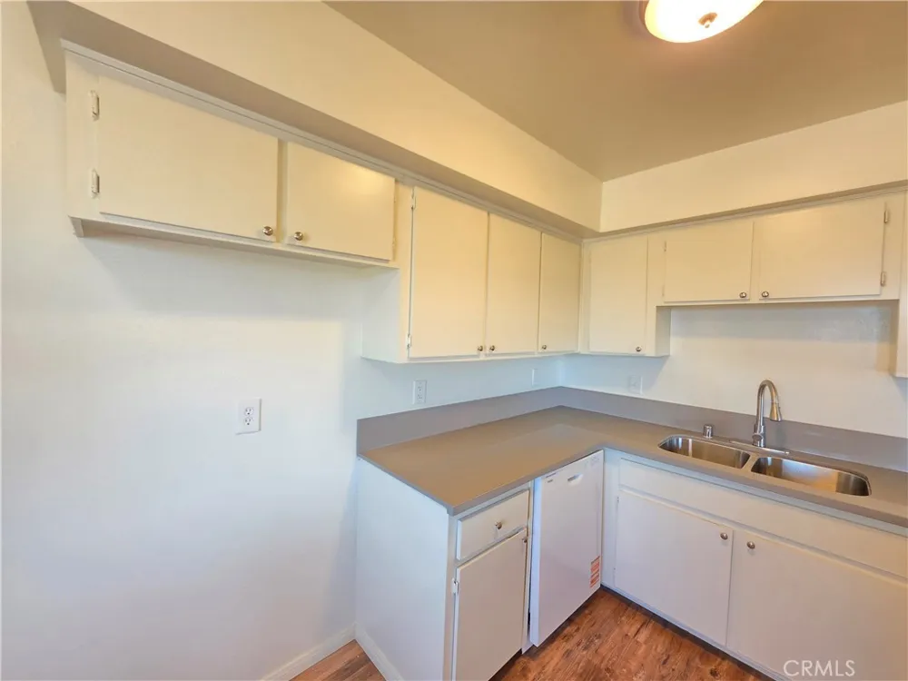 8342 Columbine Avenue #C California City, CA 93505